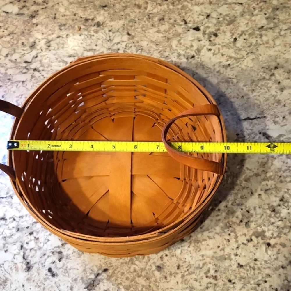 Longaberger Round Woven Basket With Leather Handkes